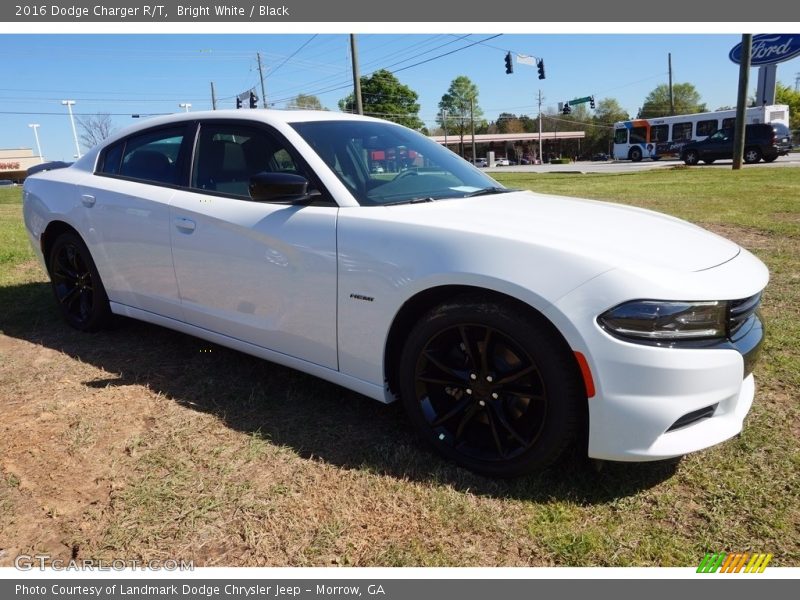 Bright White / Black 2016 Dodge Charger R/T