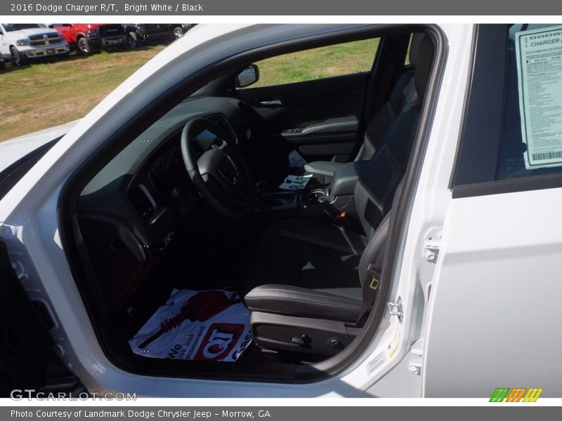 Bright White / Black 2016 Dodge Charger R/T