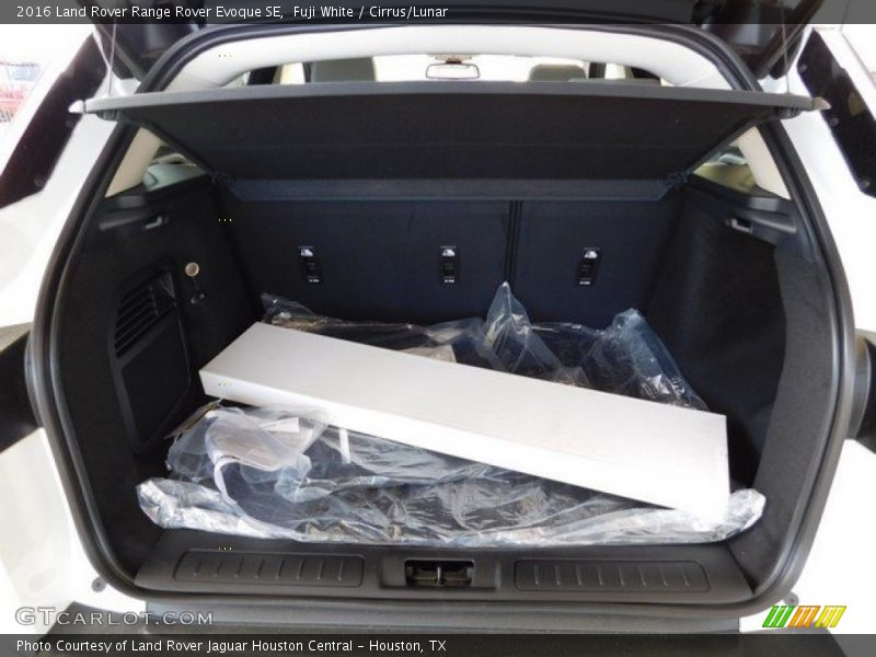 Fuji White / Cirrus/Lunar 2016 Land Rover Range Rover Evoque SE