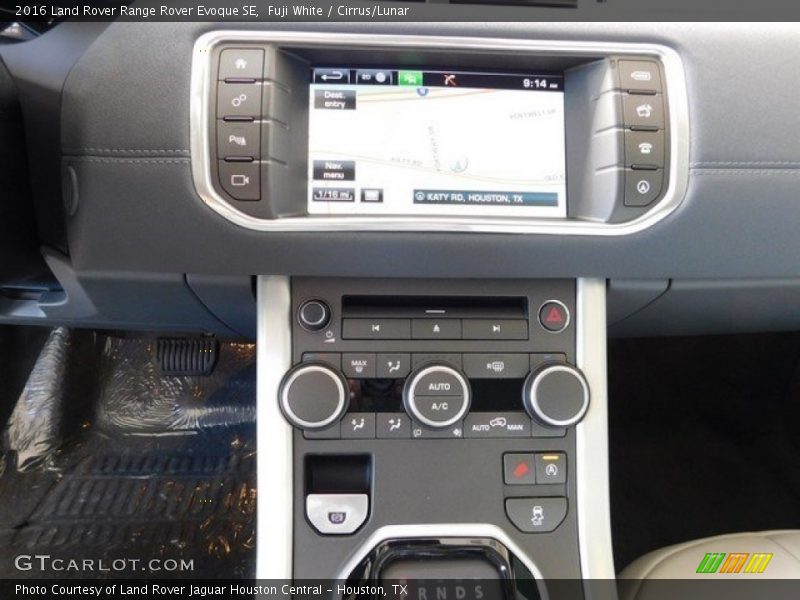 Fuji White / Cirrus/Lunar 2016 Land Rover Range Rover Evoque SE