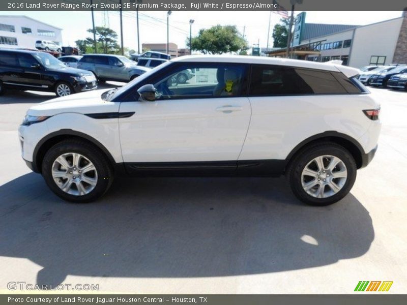 Fuji White / Espresso/Almond 2016 Land Rover Range Rover Evoque SE Premium Package
