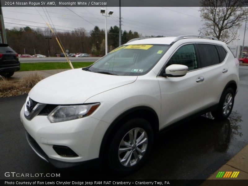 Moonlight White / Charcoal 2014 Nissan Rogue SV AWD
