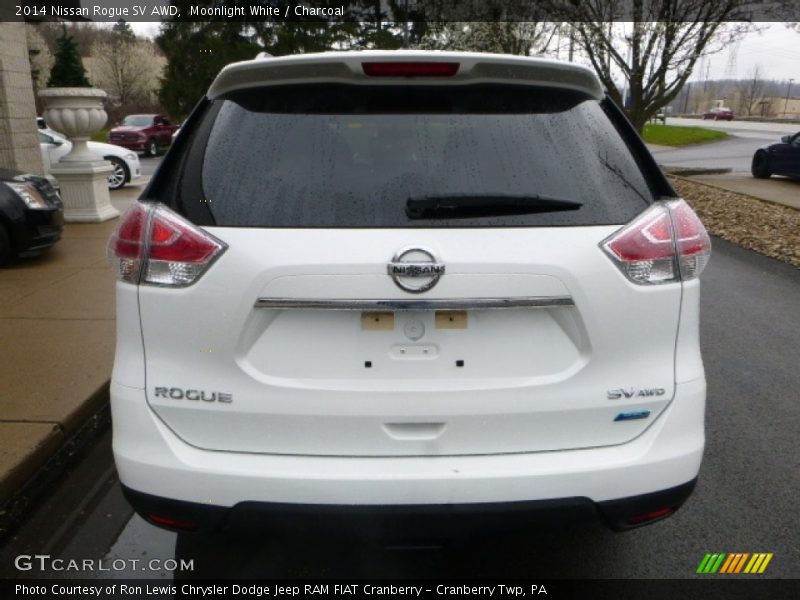 Moonlight White / Charcoal 2014 Nissan Rogue SV AWD