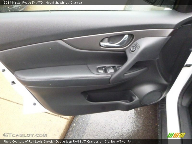 Moonlight White / Charcoal 2014 Nissan Rogue SV AWD