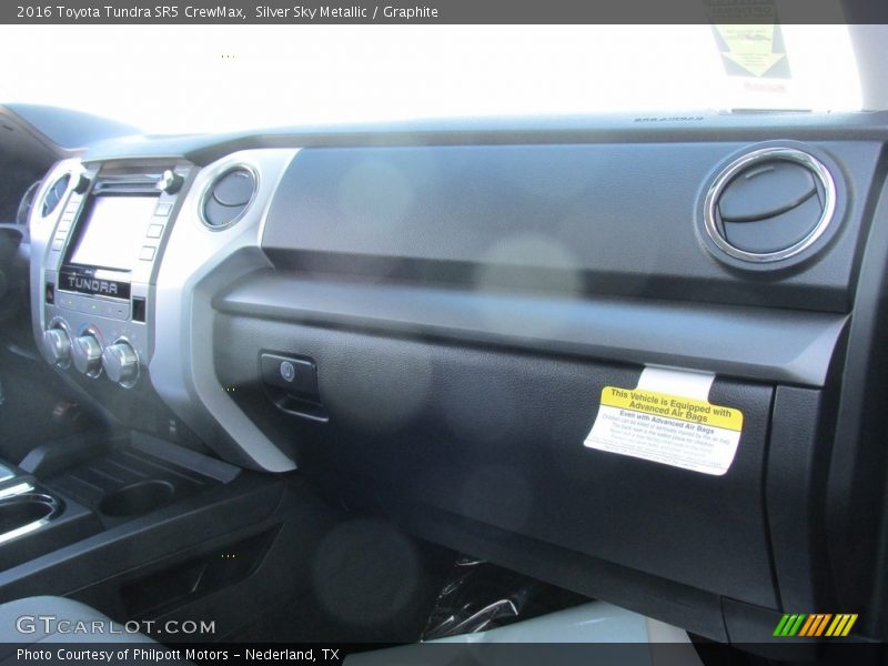 Silver Sky Metallic / Graphite 2016 Toyota Tundra SR5 CrewMax