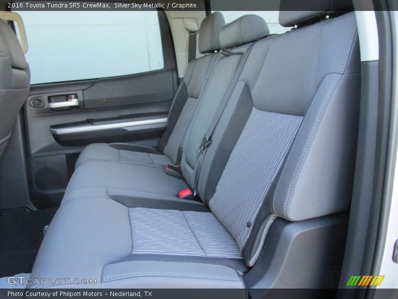 Silver Sky Metallic / Graphite 2016 Toyota Tundra SR5 CrewMax