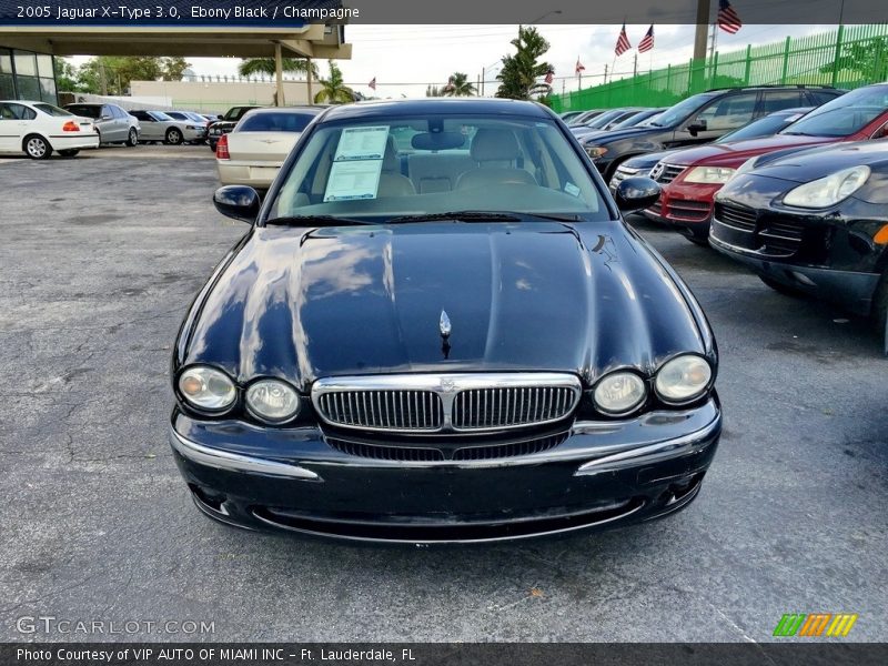 Ebony Black / Champagne 2005 Jaguar X-Type 3.0