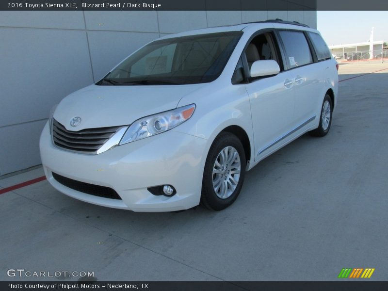 Blizzard Pearl / Dark Bisque 2016 Toyota Sienna XLE