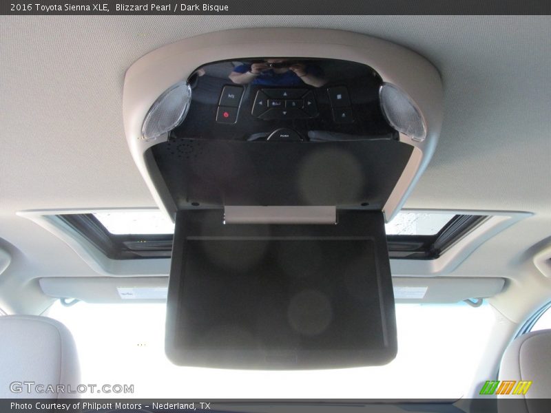 Blizzard Pearl / Dark Bisque 2016 Toyota Sienna XLE