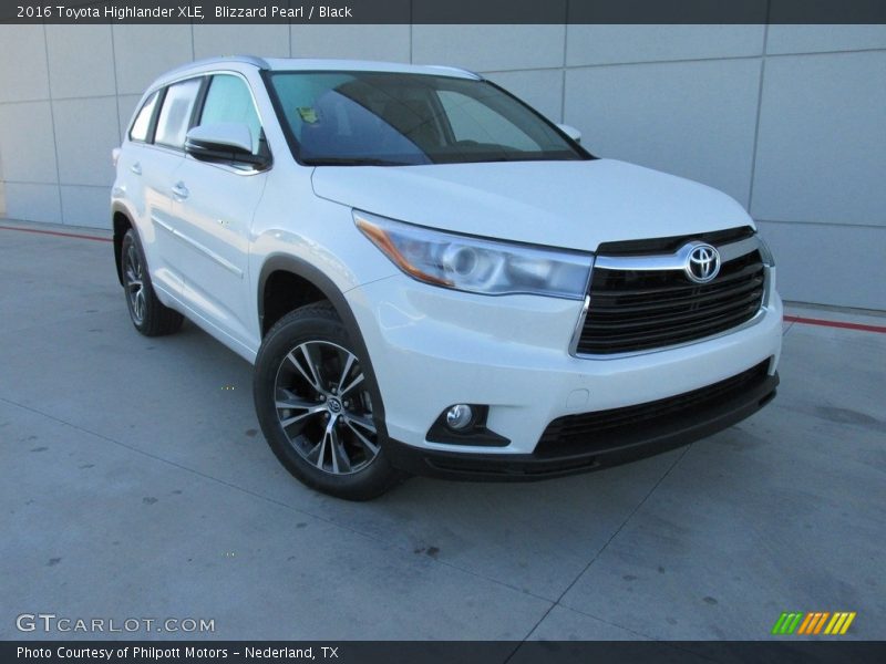 Blizzard Pearl / Black 2016 Toyota Highlander XLE
