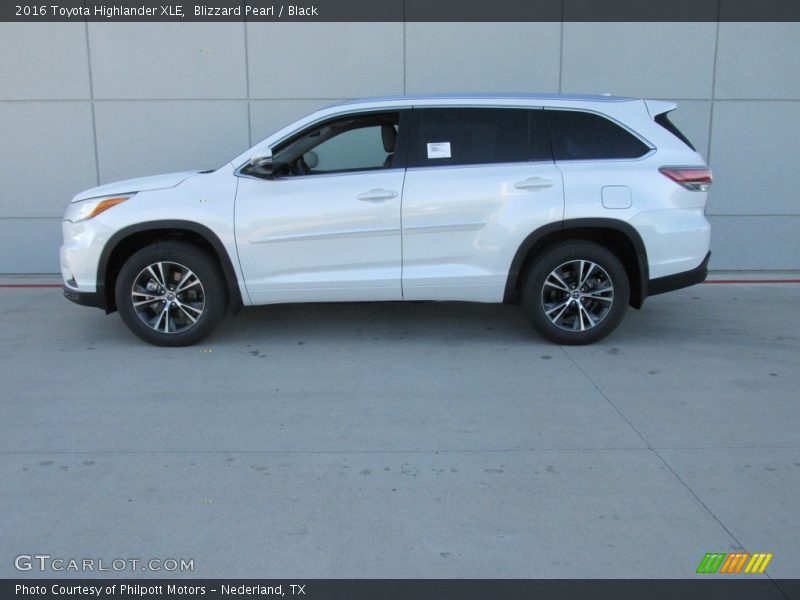 Blizzard Pearl / Black 2016 Toyota Highlander XLE