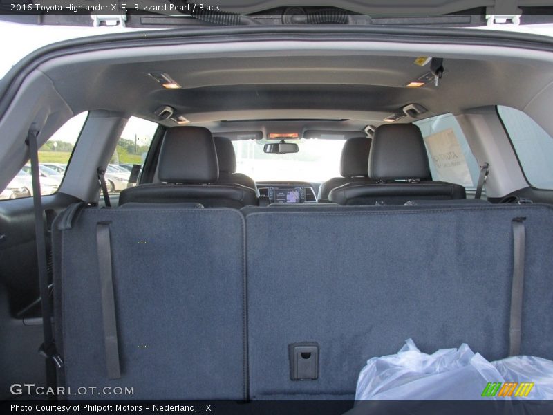Blizzard Pearl / Black 2016 Toyota Highlander XLE