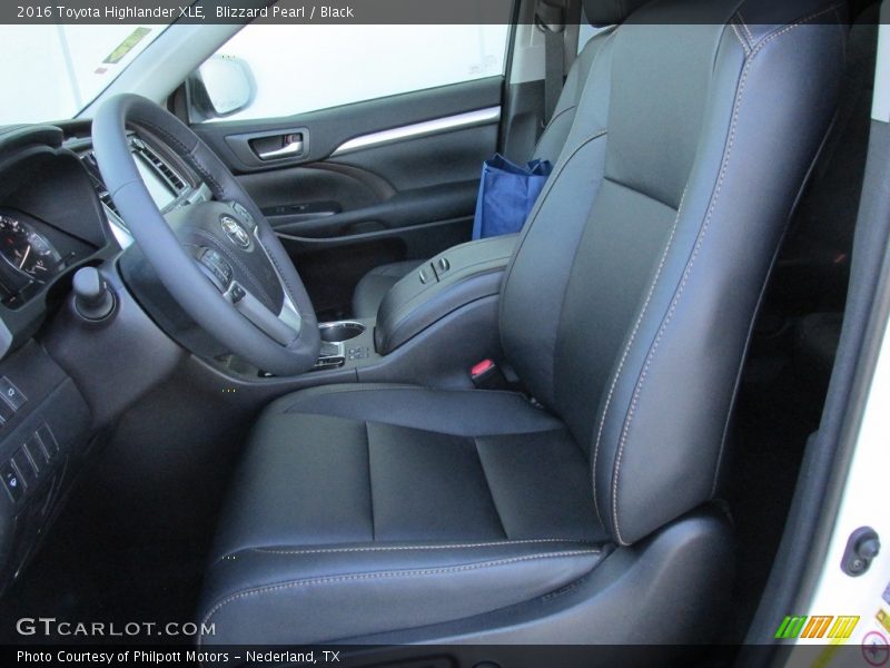 Blizzard Pearl / Black 2016 Toyota Highlander XLE