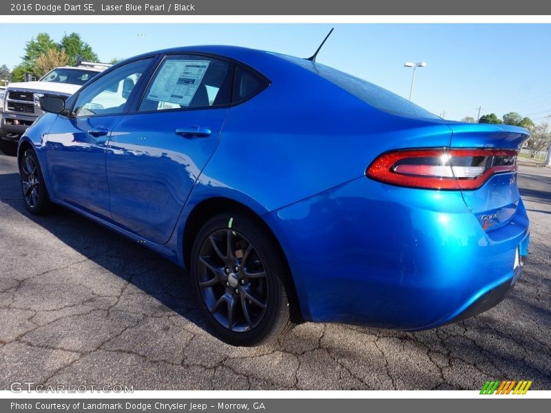 Laser Blue Pearl / Black 2016 Dodge Dart SE