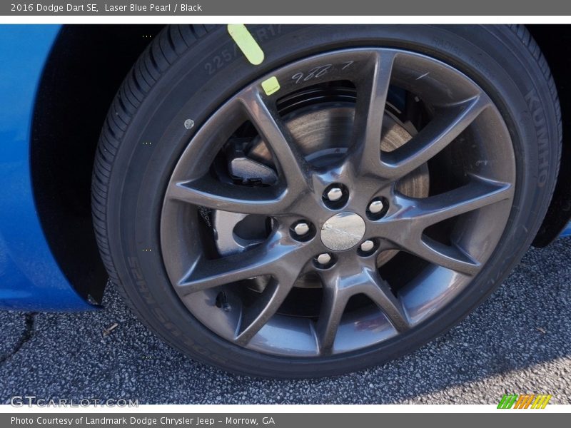 Laser Blue Pearl / Black 2016 Dodge Dart SE