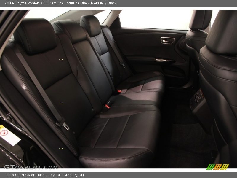 Attitude Black Metallic / Black 2014 Toyota Avalon XLE Premium