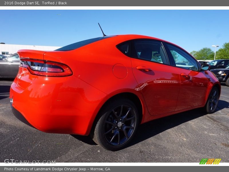 TorRed / Black 2016 Dodge Dart SE