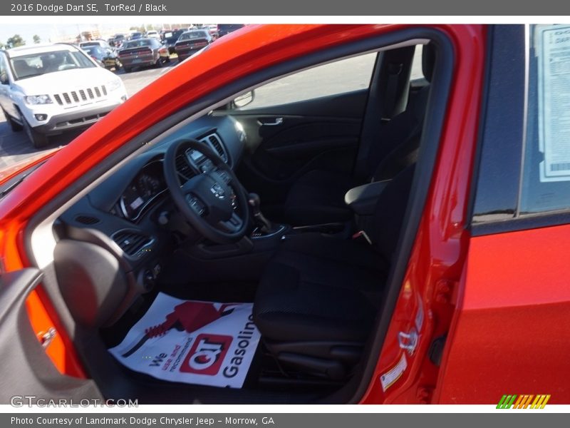 TorRed / Black 2016 Dodge Dart SE