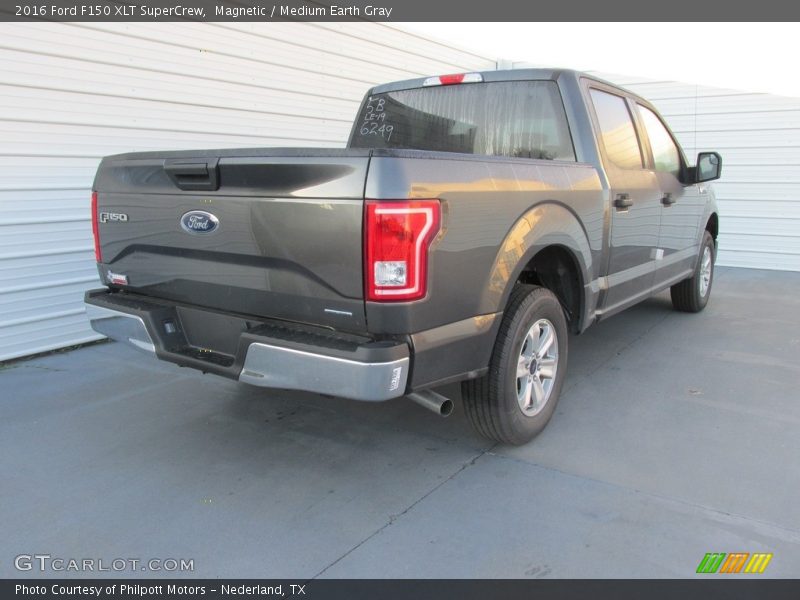Magnetic / Medium Earth Gray 2016 Ford F150 XLT SuperCrew