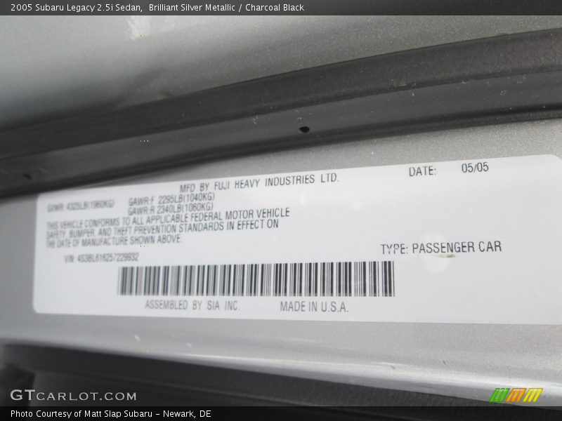 Brilliant Silver Metallic / Charcoal Black 2005 Subaru Legacy 2.5i Sedan
