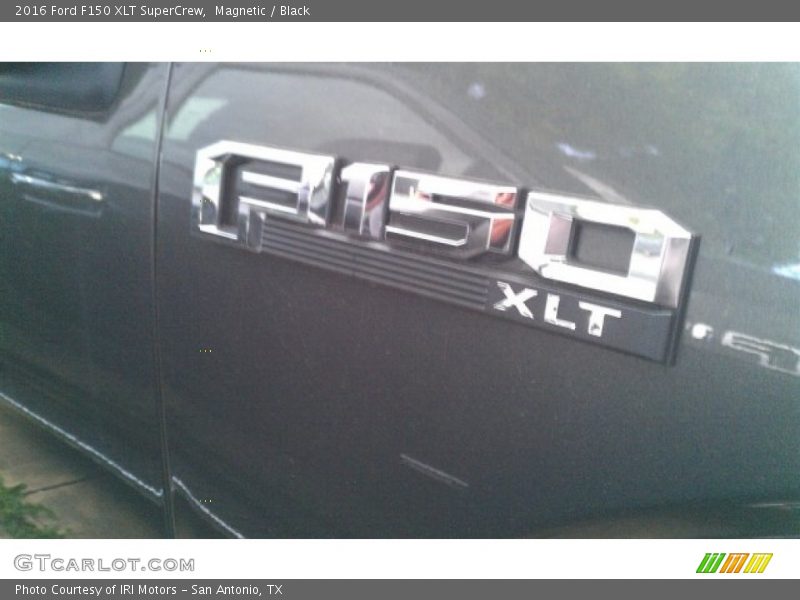 Magnetic / Black 2016 Ford F150 XLT SuperCrew
