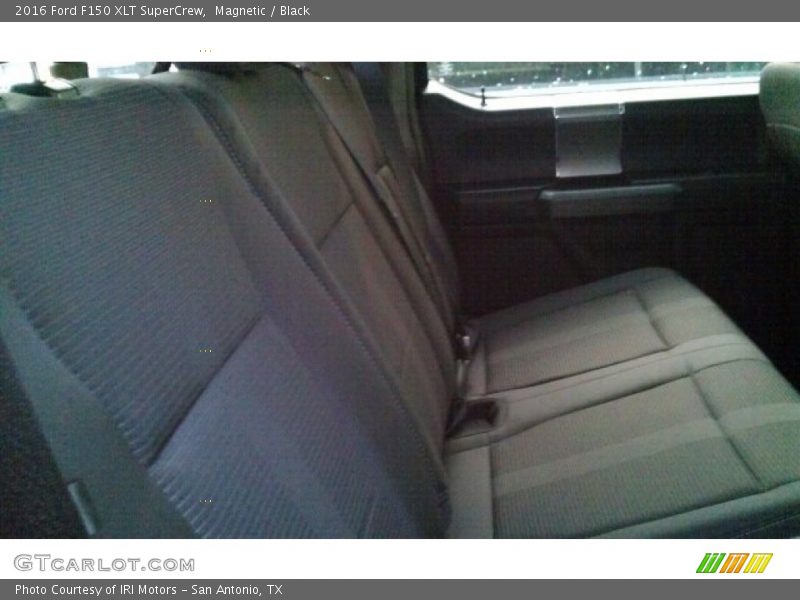 Magnetic / Black 2016 Ford F150 XLT SuperCrew