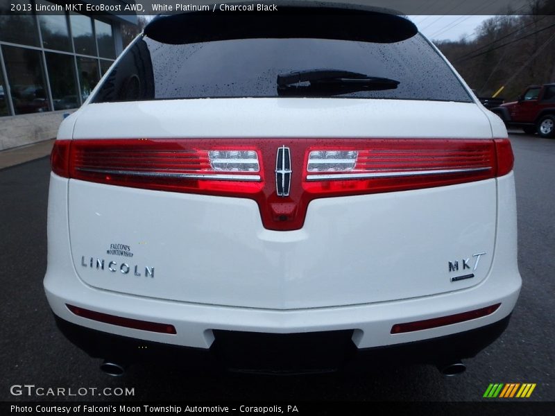 White Platinum / Charcoal Black 2013 Lincoln MKT EcoBoost AWD