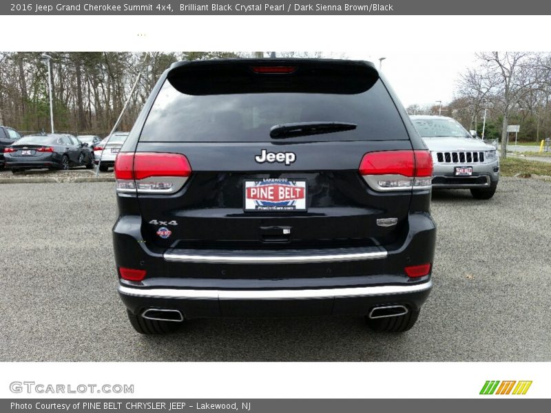 Brilliant Black Crystal Pearl / Dark Sienna Brown/Black 2016 Jeep Grand Cherokee Summit 4x4