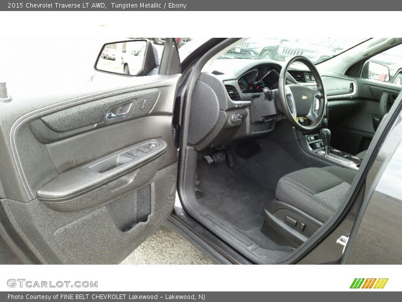 Tungsten Metallic / Ebony 2015 Chevrolet Traverse LT AWD