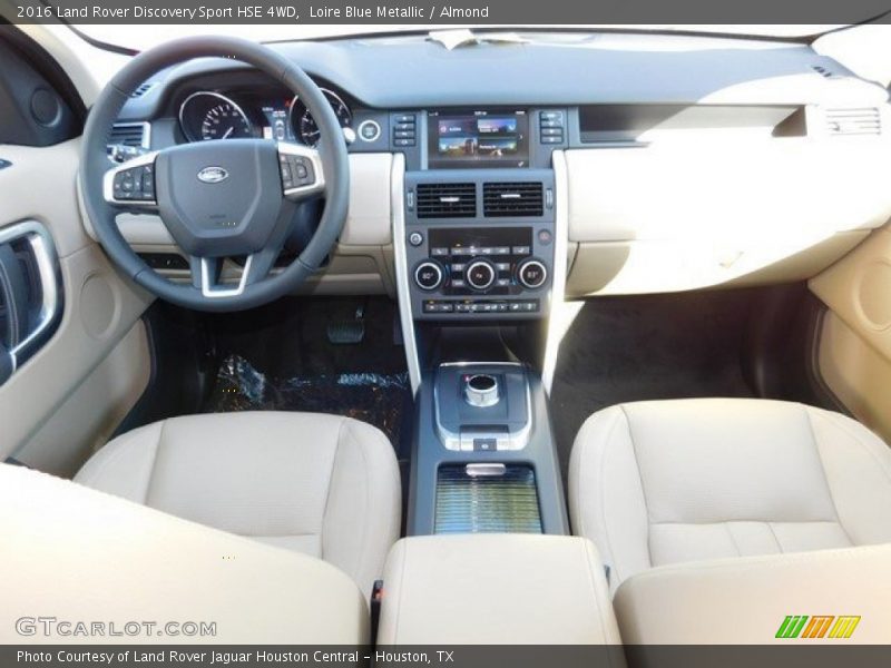 Loire Blue Metallic / Almond 2016 Land Rover Discovery Sport HSE 4WD