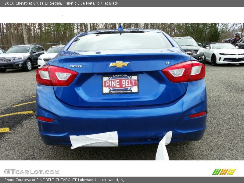 Kinetic Blue Metallic / Jet Black 2016 Chevrolet Cruze LT Sedan
