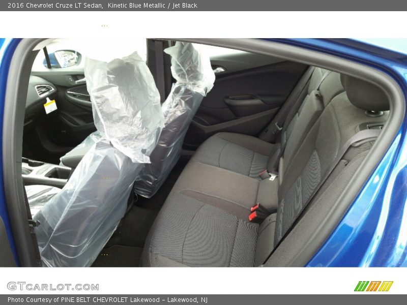 Kinetic Blue Metallic / Jet Black 2016 Chevrolet Cruze LT Sedan