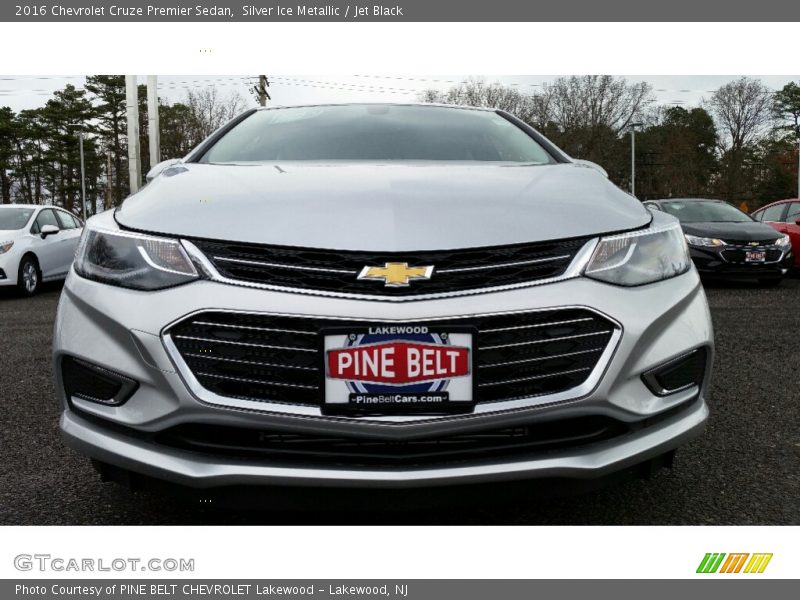 Silver Ice Metallic / Jet Black 2016 Chevrolet Cruze Premier Sedan