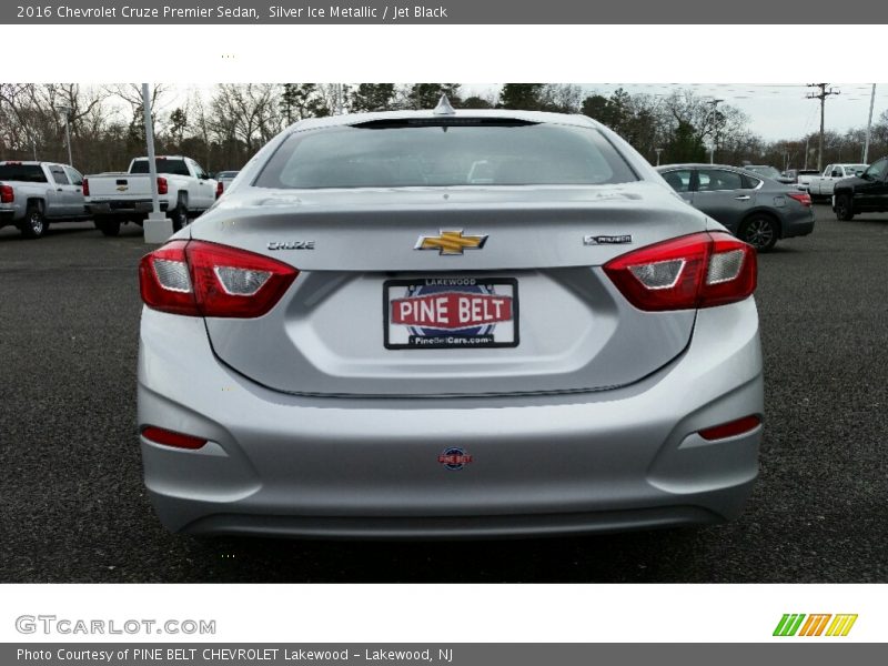 Silver Ice Metallic / Jet Black 2016 Chevrolet Cruze Premier Sedan