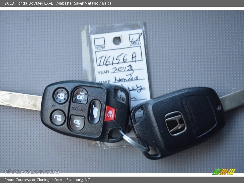 Alabaster Silver Metallic / Beige 2013 Honda Odyssey EX-L