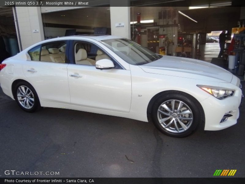 Moonlight White / Wheat 2015 Infiniti Q50 3.7