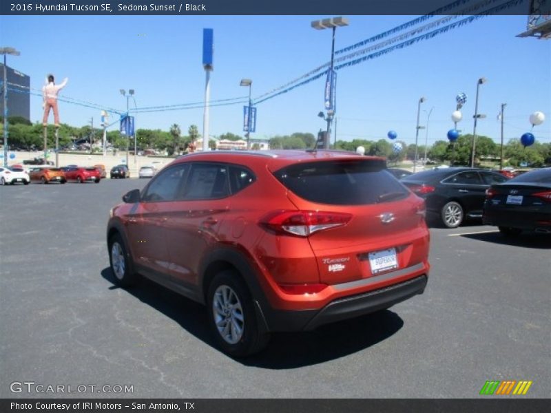 Sedona Sunset / Black 2016 Hyundai Tucson SE