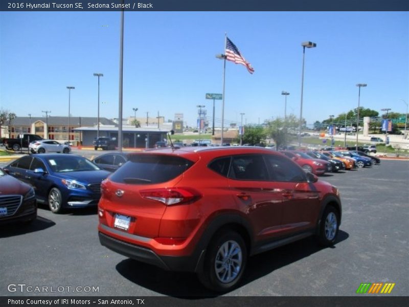 Sedona Sunset / Black 2016 Hyundai Tucson SE