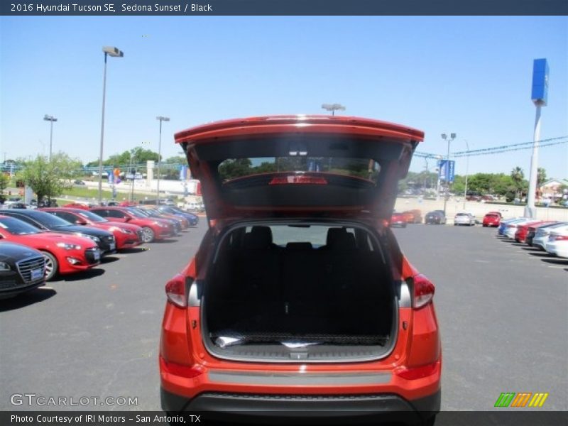 Sedona Sunset / Black 2016 Hyundai Tucson SE