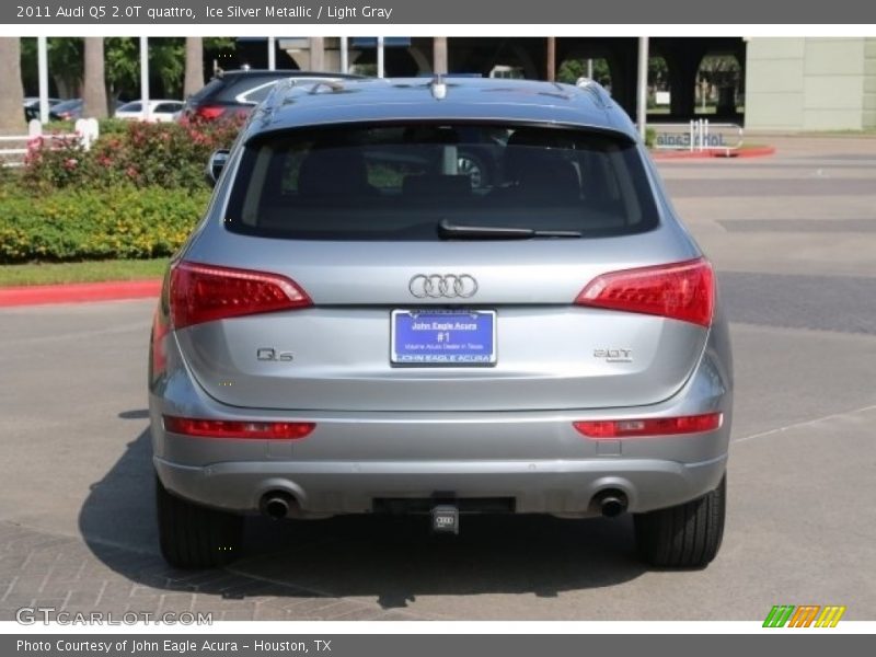 Ice Silver Metallic / Light Gray 2011 Audi Q5 2.0T quattro