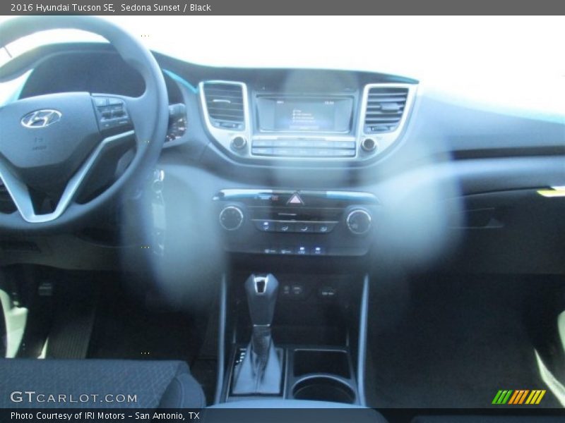 Sedona Sunset / Black 2016 Hyundai Tucson SE