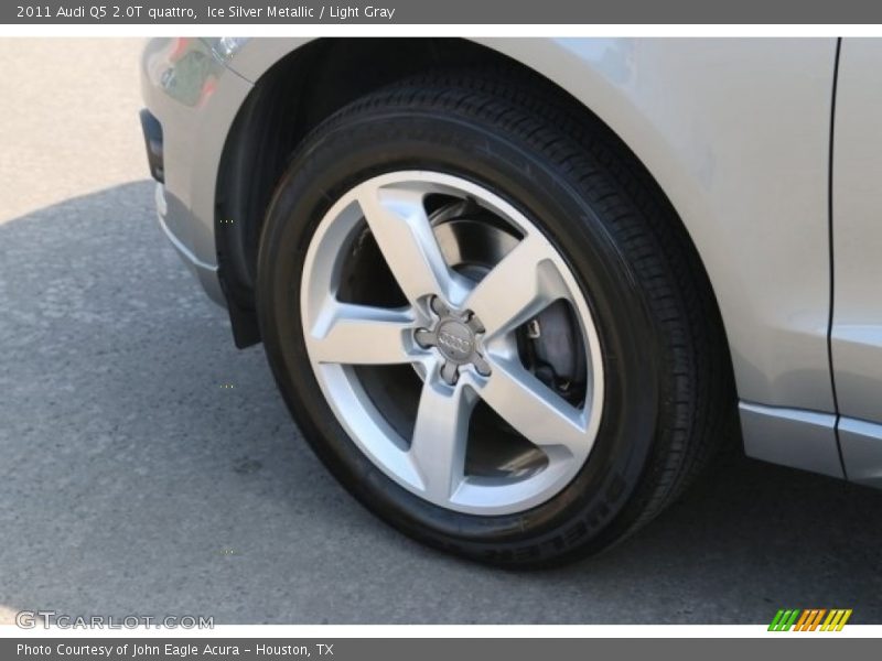 Ice Silver Metallic / Light Gray 2011 Audi Q5 2.0T quattro