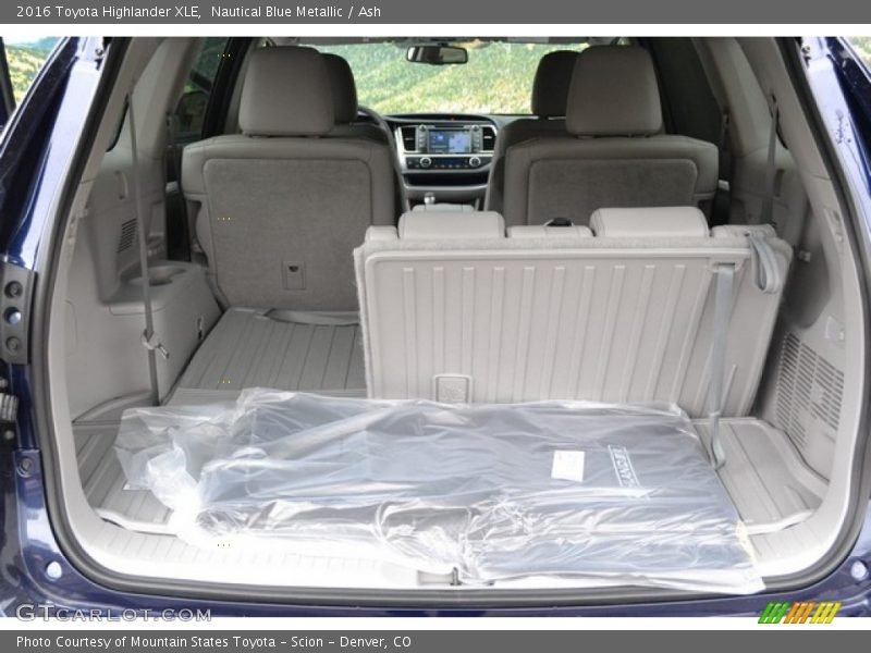 Nautical Blue Metallic / Ash 2016 Toyota Highlander XLE