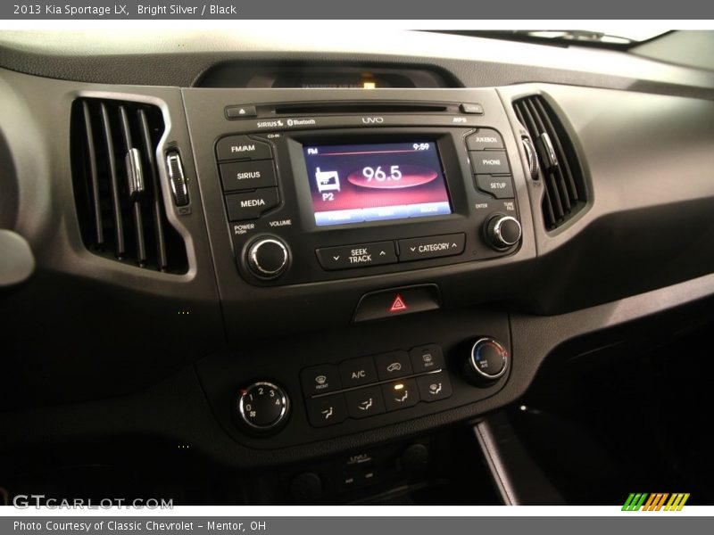 Bright Silver / Black 2013 Kia Sportage LX