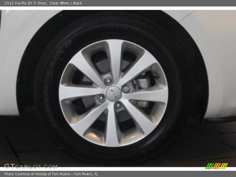 Clear White / Black 2013 Kia Rio EX 5-Door