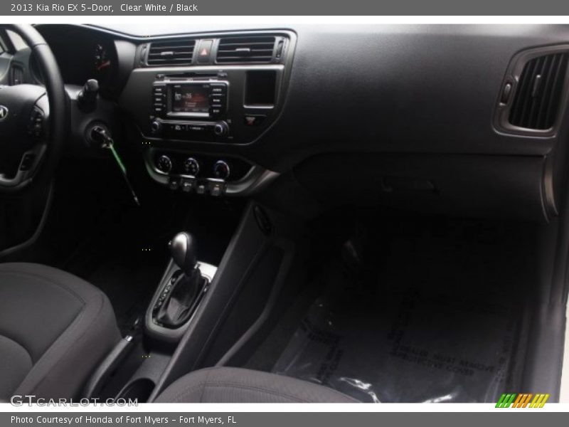 Clear White / Black 2013 Kia Rio EX 5-Door