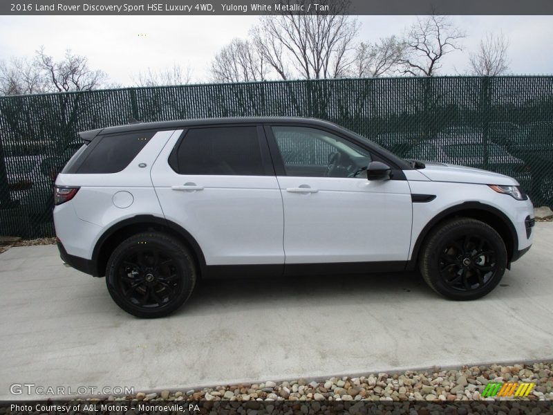 Yulong White Metallic / Tan 2016 Land Rover Discovery Sport HSE Luxury 4WD