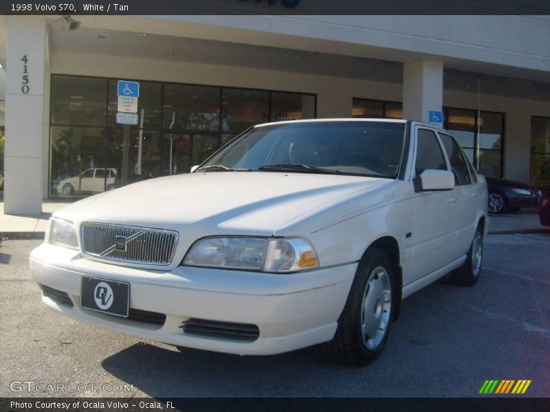White / Tan 1998 Volvo S70