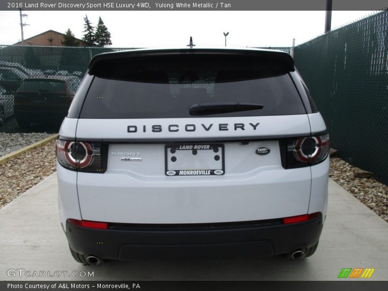 Yulong White Metallic / Tan 2016 Land Rover Discovery Sport HSE Luxury 4WD