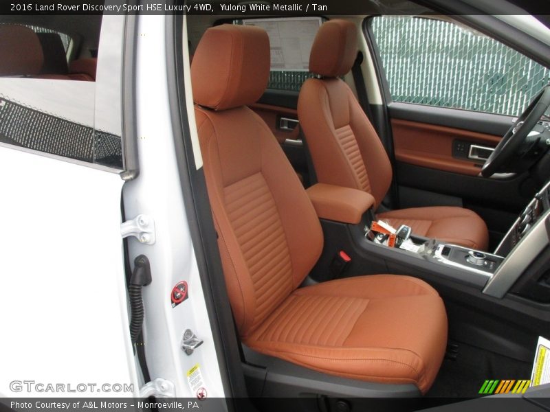 Yulong White Metallic / Tan 2016 Land Rover Discovery Sport HSE Luxury 4WD
